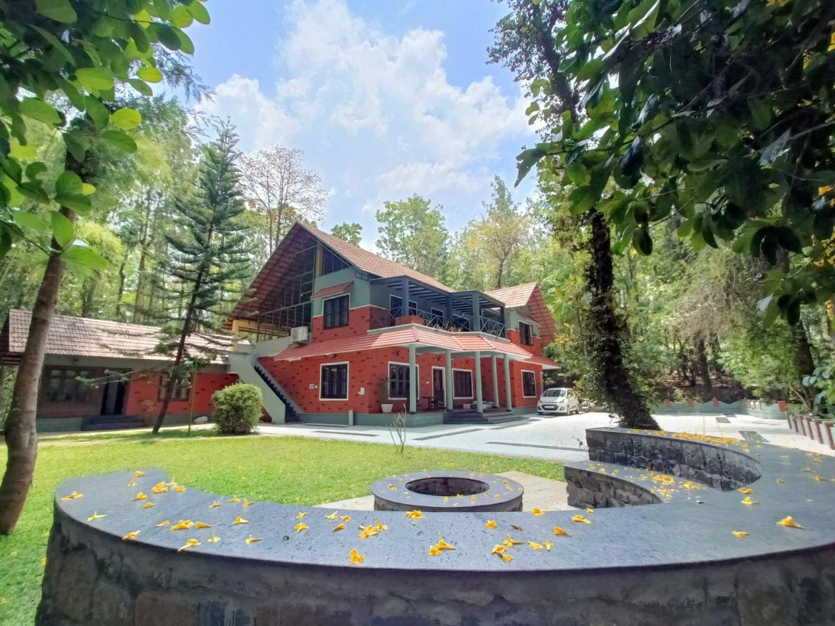 Adrak Mountain Mist Forest Resort Pulpally Dış mekan fotoğraf